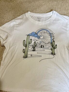 American Eagle White Desert Cactus Graphic Tee
